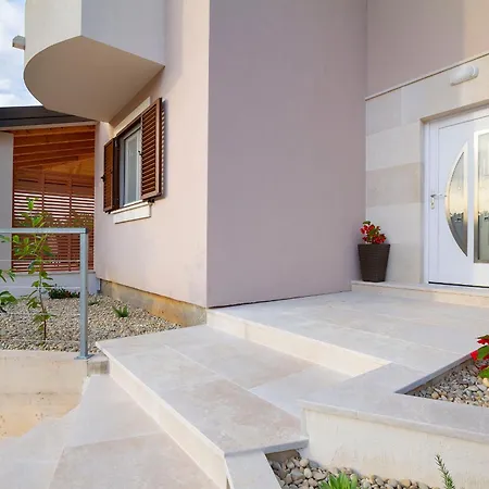 Apartamento Lucas With Private Pool