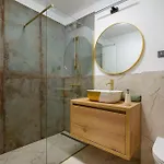 Apartment Lucas With Private Pool Zupanje