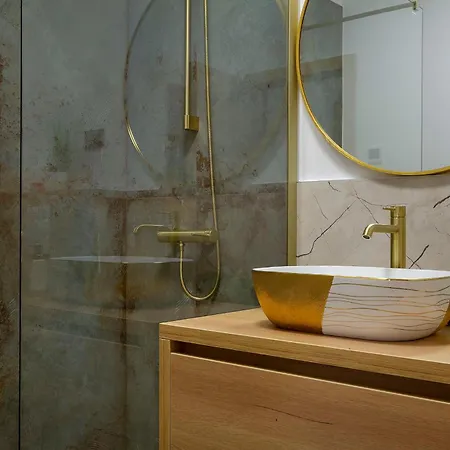 Lucas With Private Pool