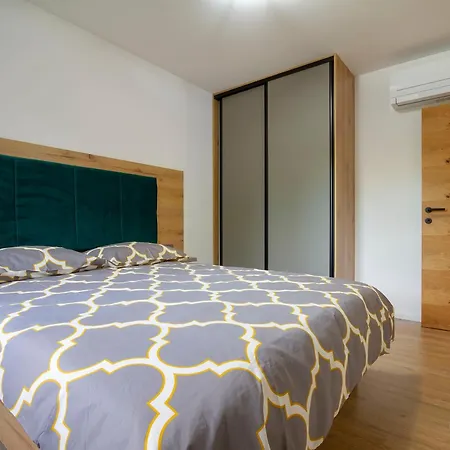 Lucas With Private Pool